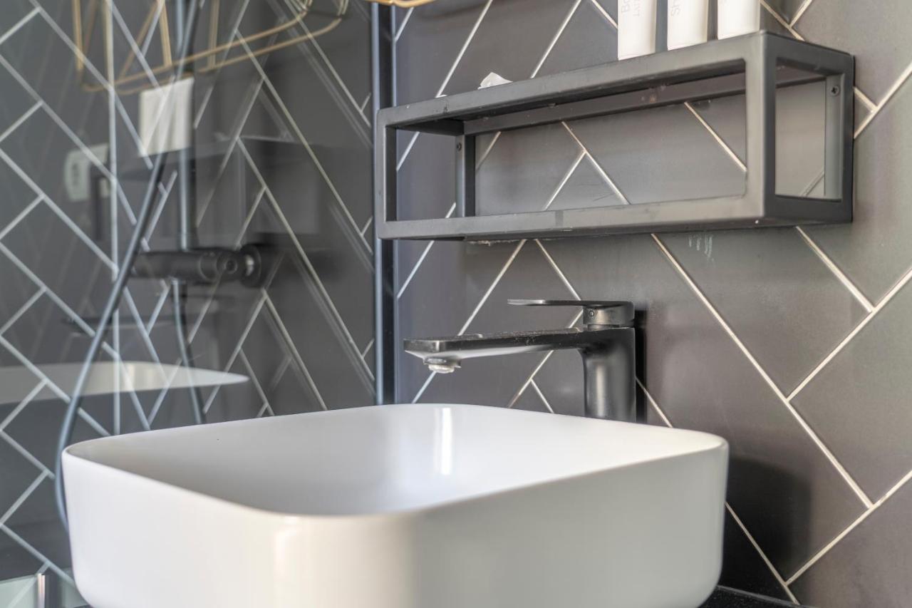 Apartament Tsa La Rosa Barcelona Zewnętrze zdjęcie